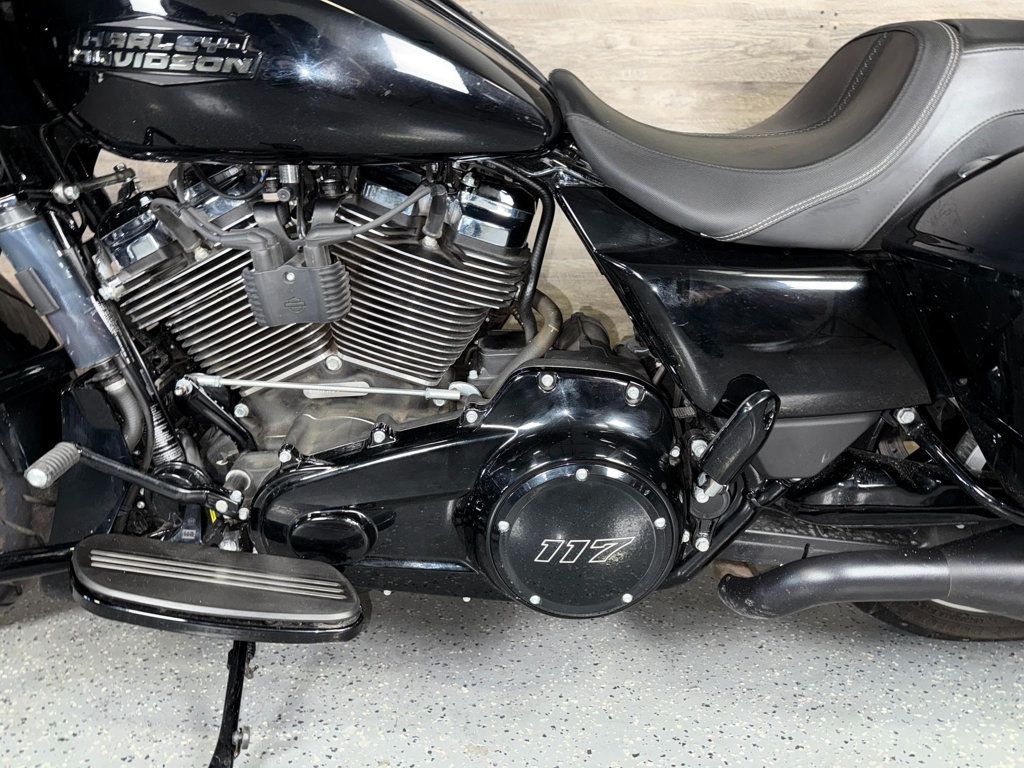 2024 Harley-Davidson FLTRX Road Glide One Owner! - 22925508 - 15