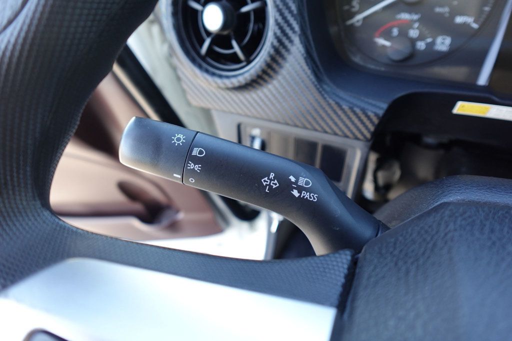 2024 HINO L6 (26ft Box w/ Lift Gate) - 22922806 - 36