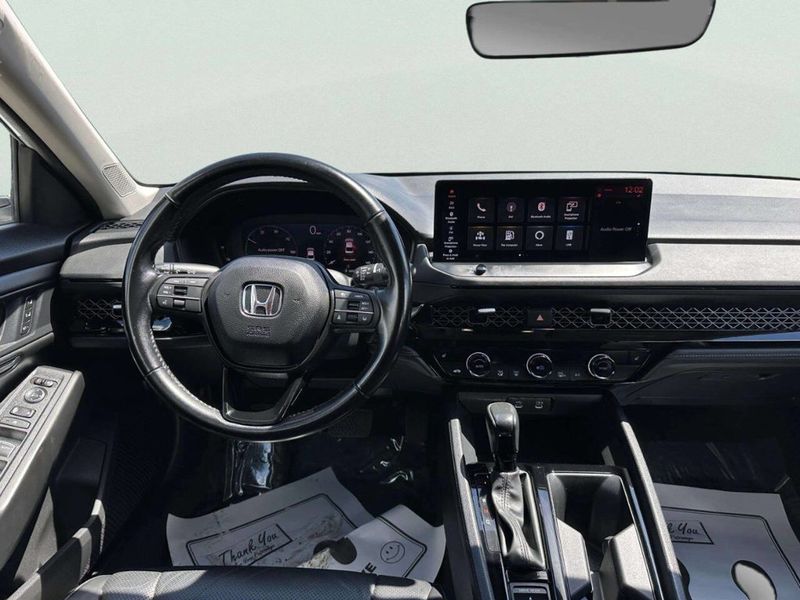 2024 Honda Accord Hybrid EX-L Sedan - 23027358 - 18