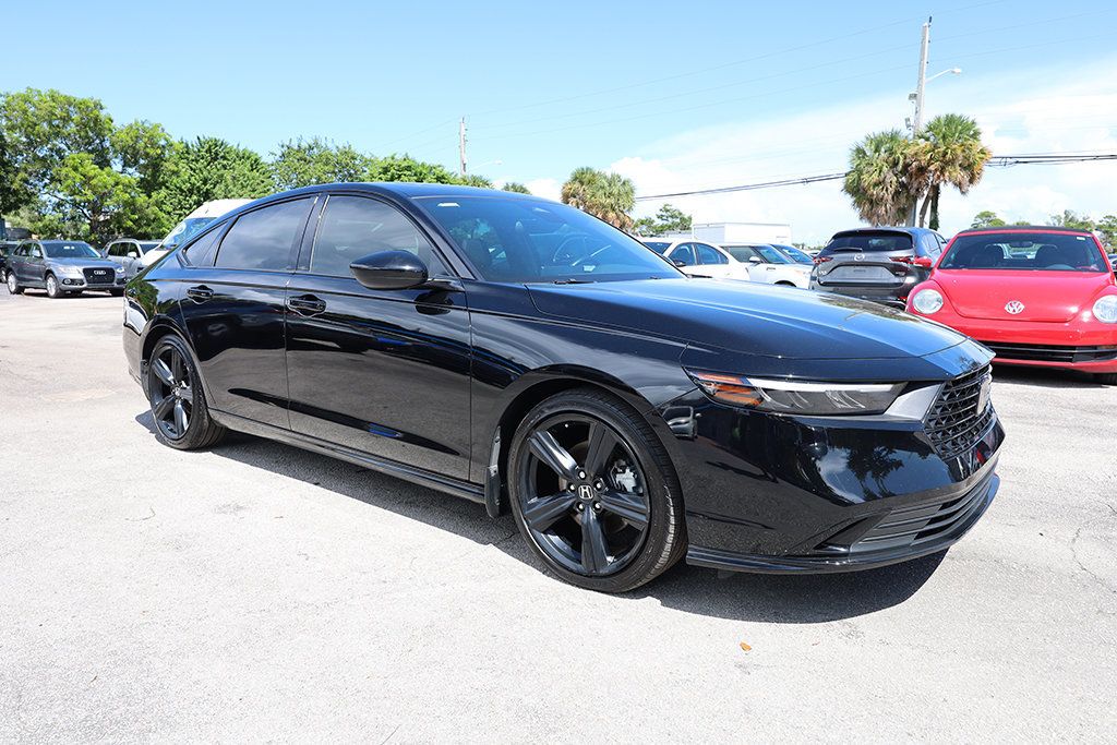 2024 Honda Accord Hybrid Sport-L photo 4