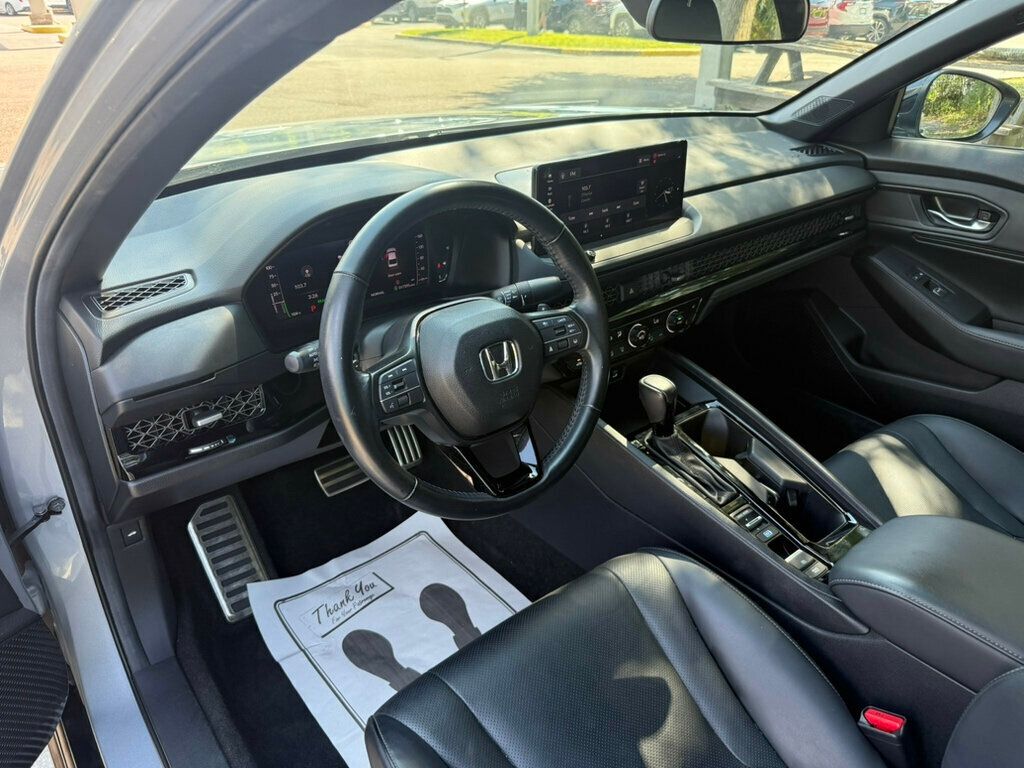 2024 Honda Accord Hybrid Sport-L photo 3