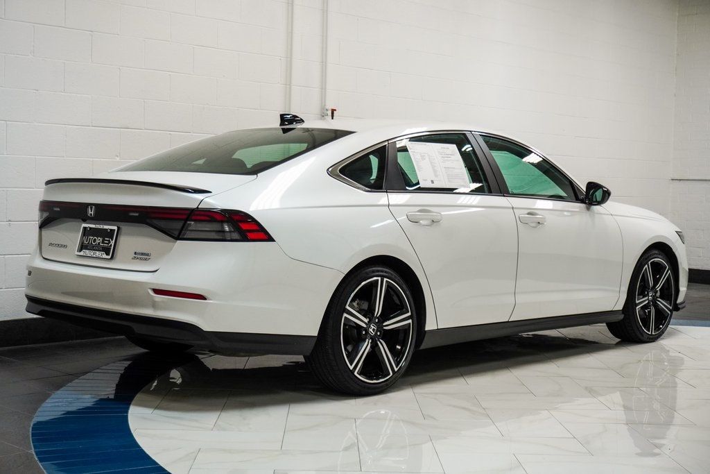 2024 Honda Accord Hybrid Sport photo 4