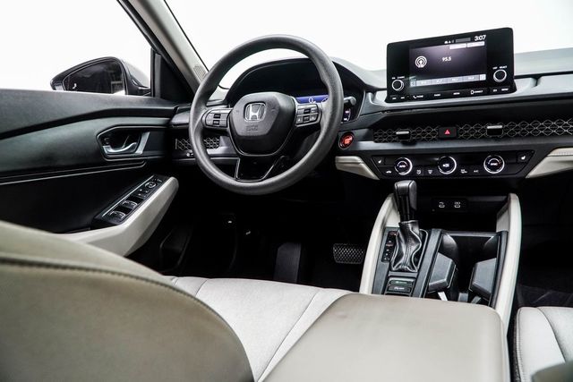 2024 Honda Accord Sedan EX CVT - 22941614 - 18