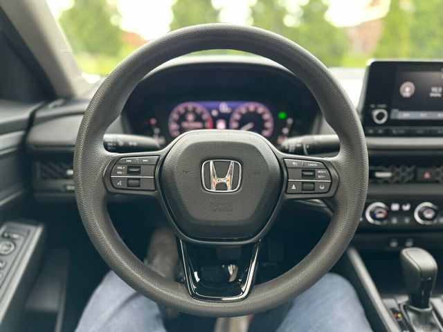 2024 Honda Accord Sedan EX CVT - 22924234 - 32