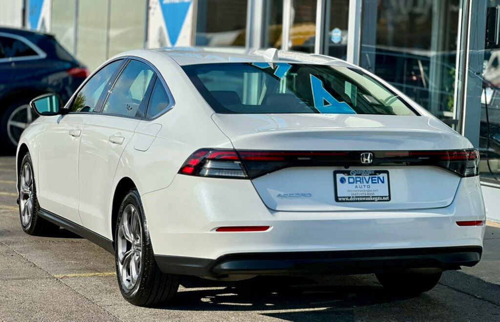 2024 Honda Accord Sedan EX CVT - 22937829 - 31