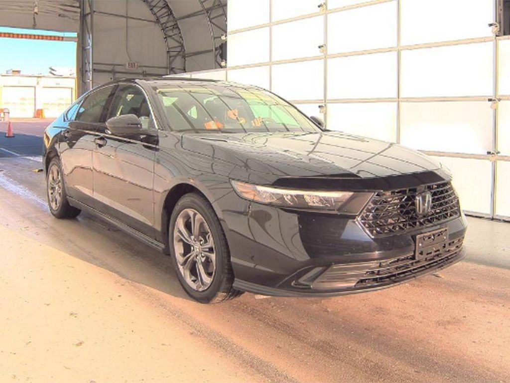 2024 Honda Accord Sedan EX CVT - 22726548 - 3