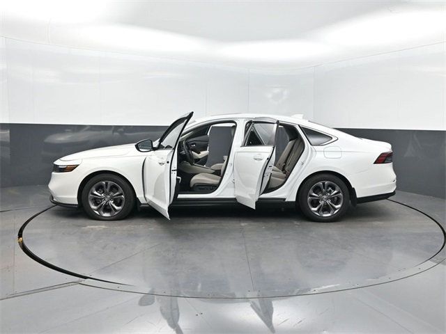 2024 Honda Accord EX photo 34