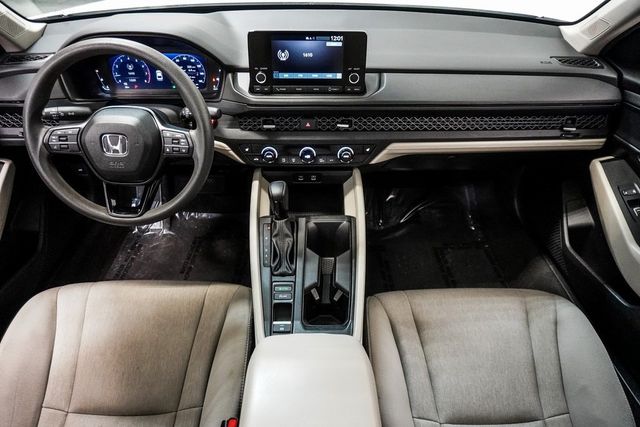 2024 Honda Accord Sedan EX CVT - 22942202 - 11