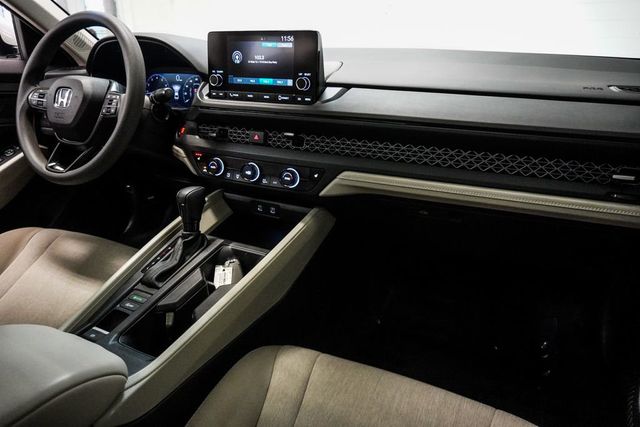 2024 Honda Accord Sedan EX CVT - 23004113 - 11