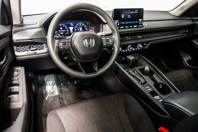 2024 Honda Accord Sedan EX CVT - 23045585 - 11