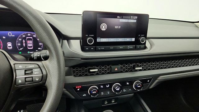 2024 Honda Accord Sedan EX CVT - 22951232 - 17