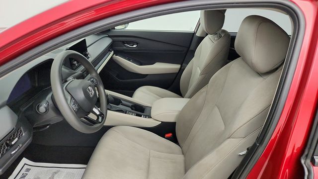 2024 Honda Accord Sedan EX CVT - 22952078 - 19