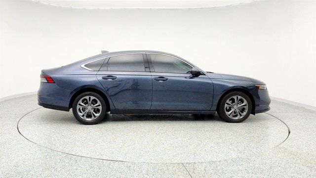 2024 Honda Accord Sedan EX CVT - 22958986 - 3