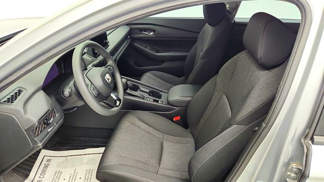 2024 Honda Accord Sedan EX CVT - 23000739 - 19