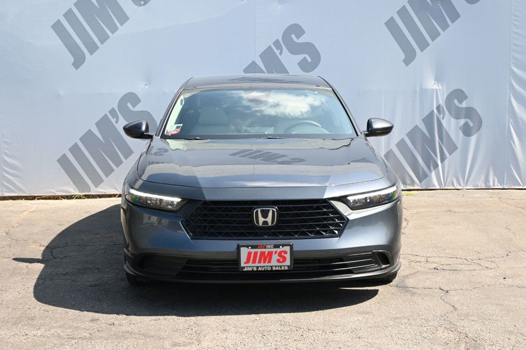 Honda Accord photo 2
