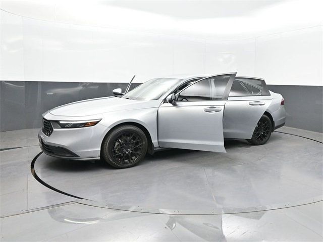 2024 Honda Accord LX photo 28