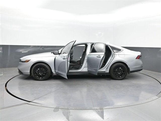 2024 Honda Accord LX photo 31
