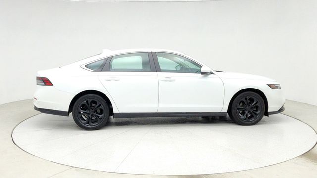 2024 Honda Accord Sedan LX CVT - 22948568 - 3