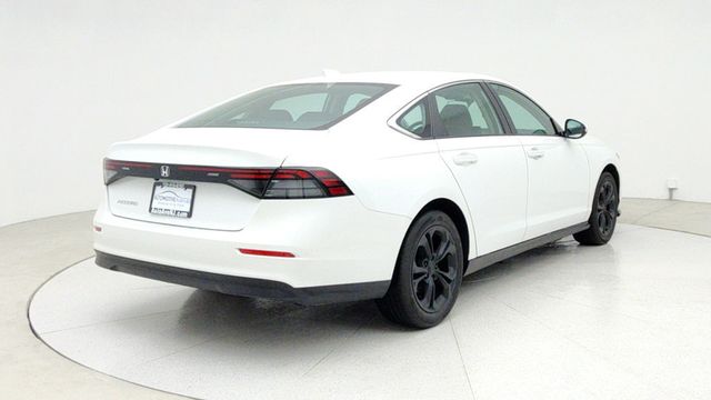 2024 Honda Accord Sedan LX CVT - 22948568 - 4