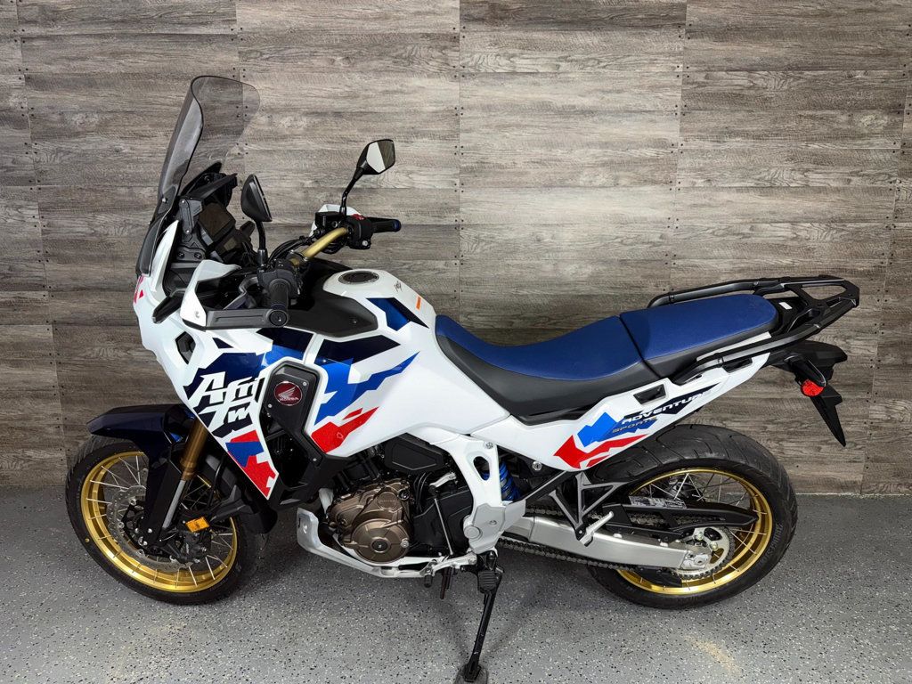 2024 Honda Africa Twin Adventure Sports ES LIKE NEW! - 22921557 - 11