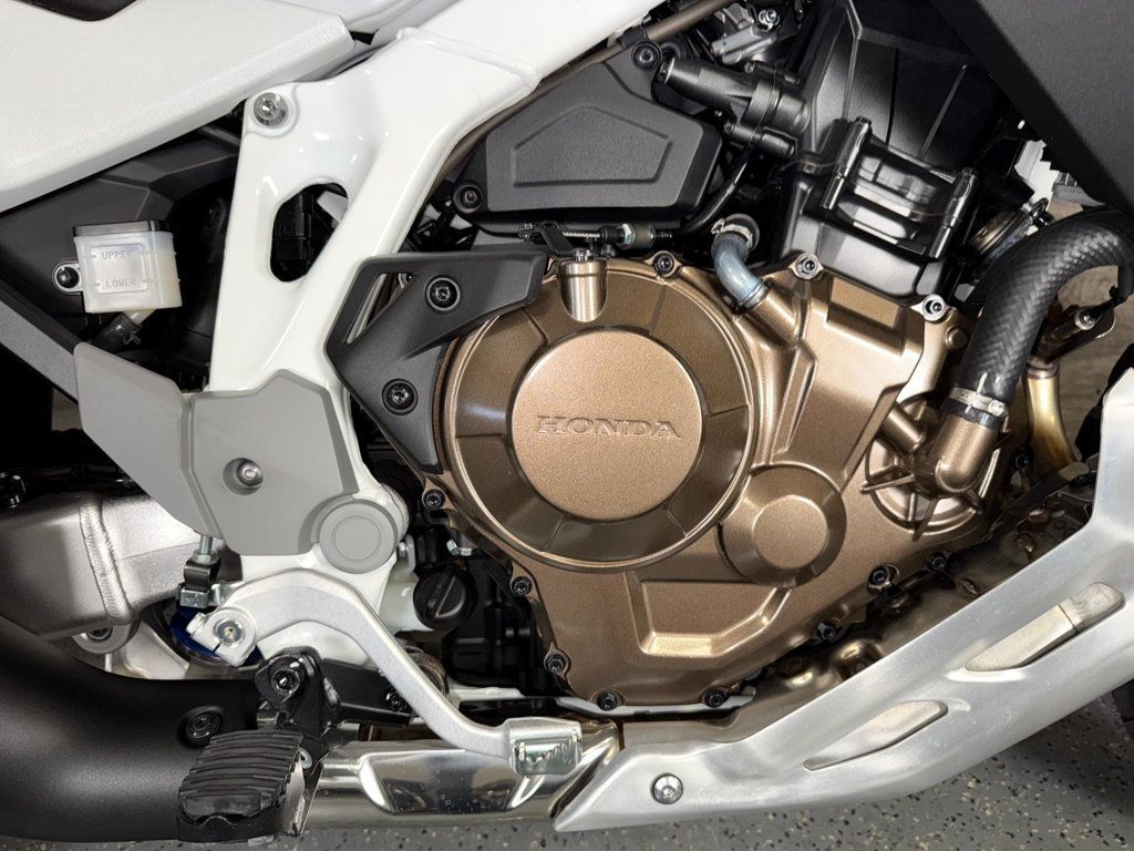 2024 Honda Africa Twin Adventure Sports ES LIKE NEW! - 22921557 - 7