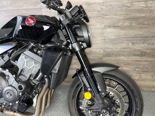 2024 Honda CB1000R SUPER CLEAN! - 23022974 - 4