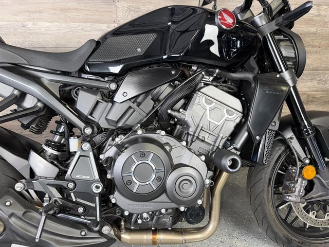2024 Honda CB1000R SUPER CLEAN! - 23022974 - 5