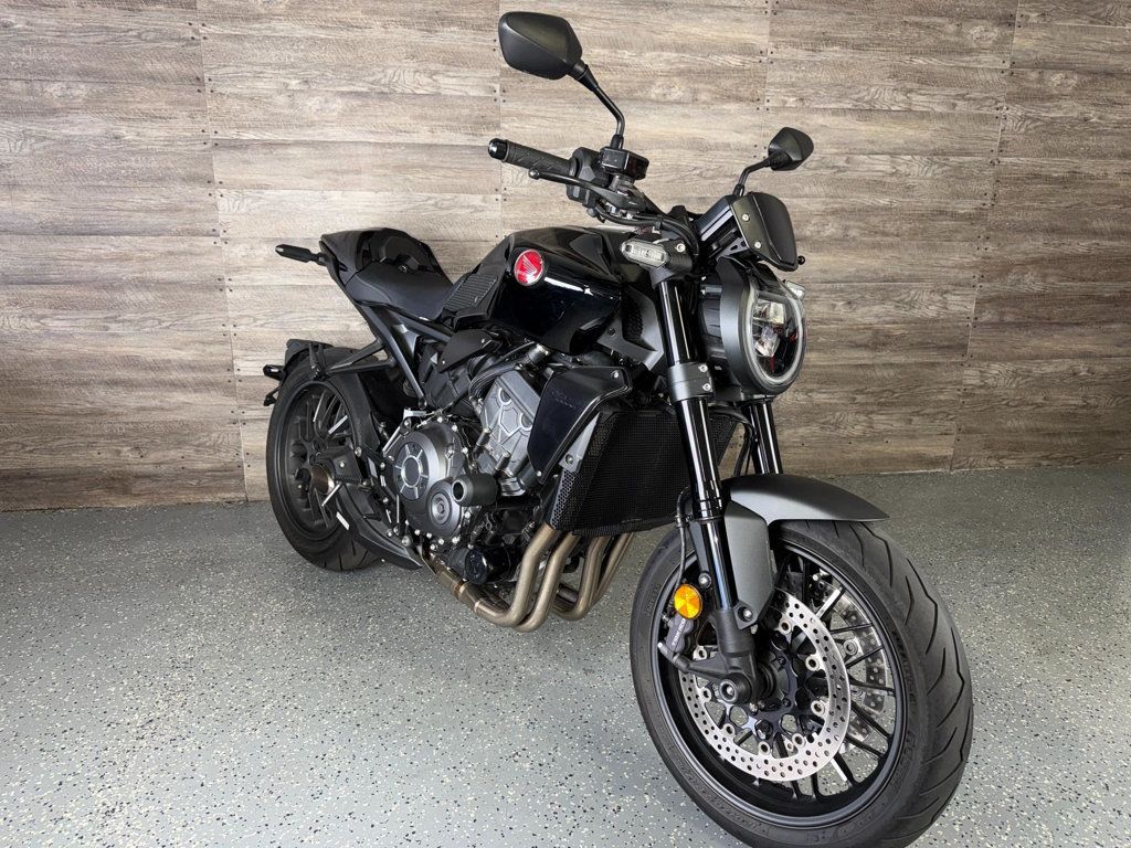 2024 Honda CB1000R SUPER CLEAN! - 23022974 - 8