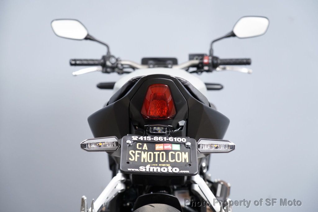 2024 Honda CB650R ABS 1 Owner, 1488 Miles - 23084549 - 26