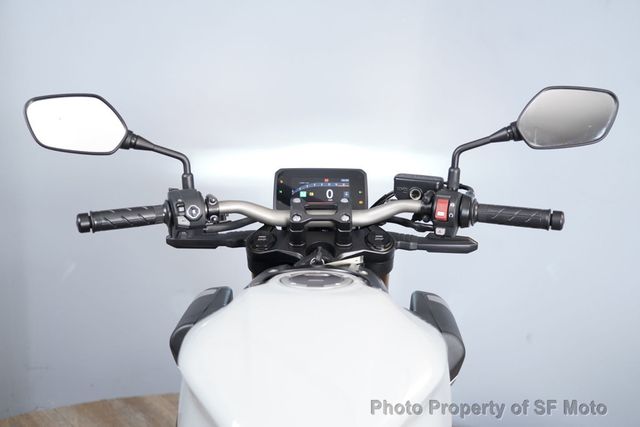 2024 Honda CB650R ABS 1 Owner, 1488 Miles - 23084549 - 28