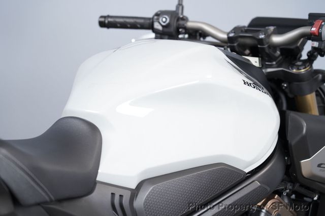 2024 Honda CB650R ABS 1 Owner, 1488 Miles - 23084549 - 36