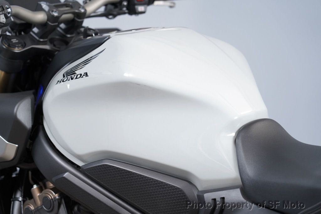 2024 Honda CB650R ABS 1 Owner, 1488 Miles - 23084549 - 37