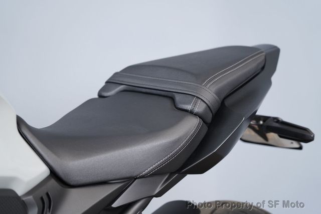 2024 Honda CB650R ABS 1 Owner, 1488 Miles - 23084549 - 39