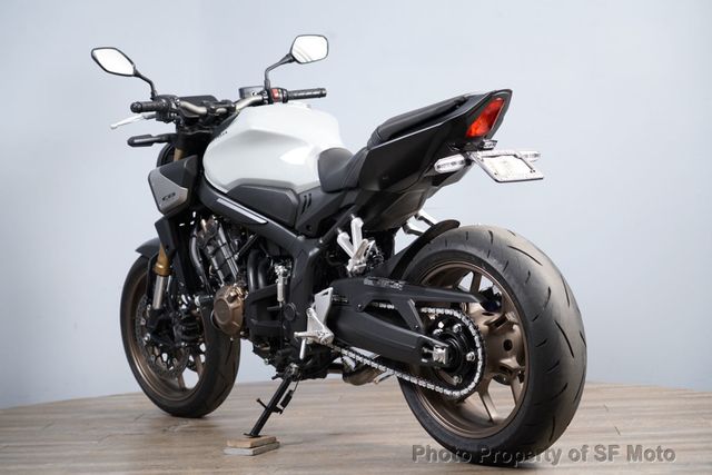 2024 Honda CB650R ABS 1 Owner, 1488 Miles - 23084549 - 45