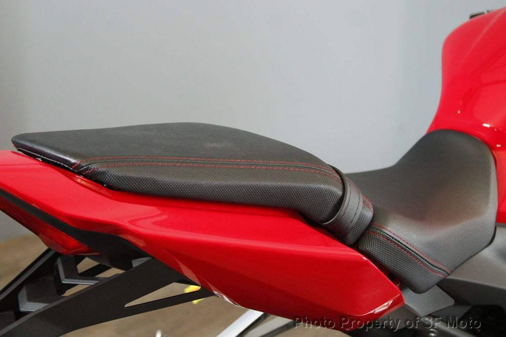 2024 Honda CBR650R E-Clutch Only 116 Miles - 22902263 - 40