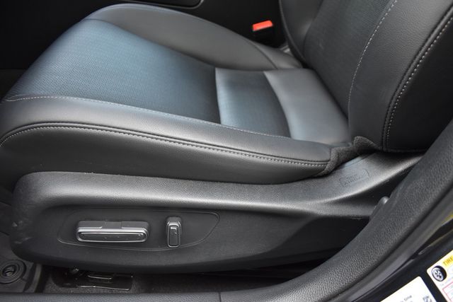 2024 Honda Civic Hatchback EX-L CVT - 22862239 - 11