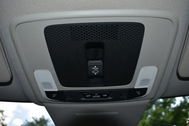 2024 Honda Civic Hatchback EX-L CVT - 22862239 - 18