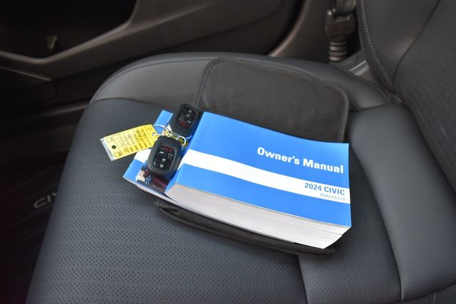 2024 Honda Civic Hatchback EX-L CVT - 22862239 - 38