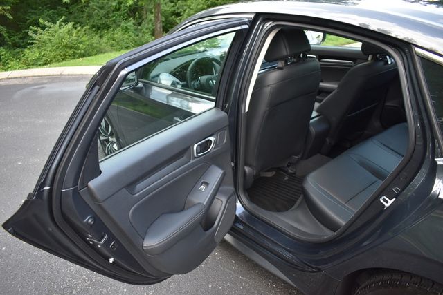 2024 Honda Civic Hatchback EX-L CVT - 22862239 - 43