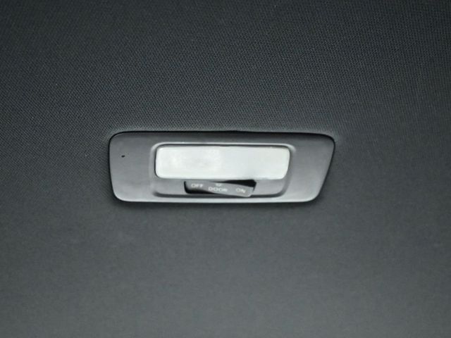 2024 Honda Civic Hatchback Sport CVT - 22991325 - 11