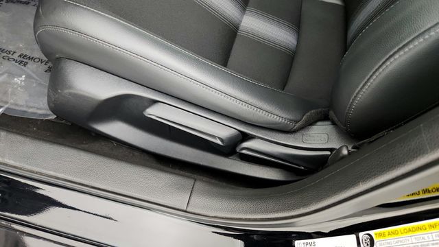 2024 Honda Civic Hatchback Sport CVT - 22945412 - 10