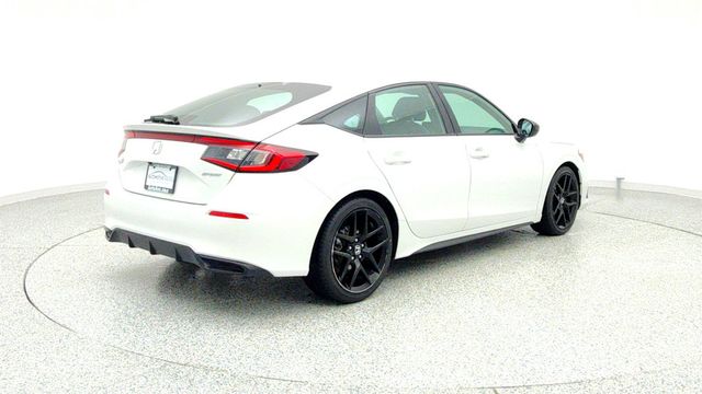 2024 Honda Civic Hatchback Sport CVT - 22961960 - 4