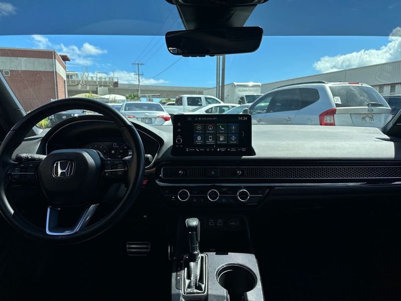 2024 Honda Civic Hatchback Sport Touring CVT - 23019698 - 12
