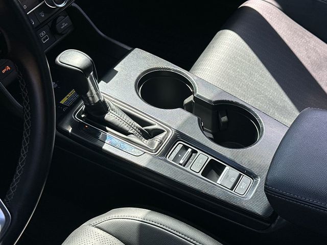 2024 Honda Civic Hatchback Sport Touring CVT - 23019698 - 17