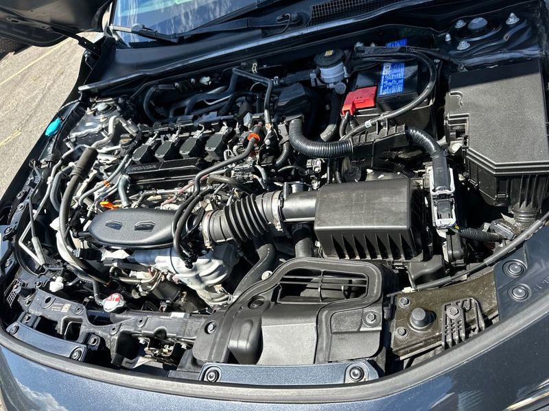 2024 Honda Civic Hatchback Sport Touring CVT - 23019698 - 20