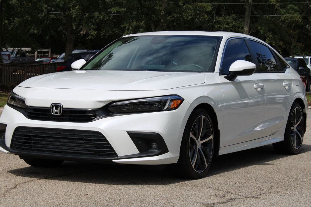 2024 Honda Civic Touring photo 3