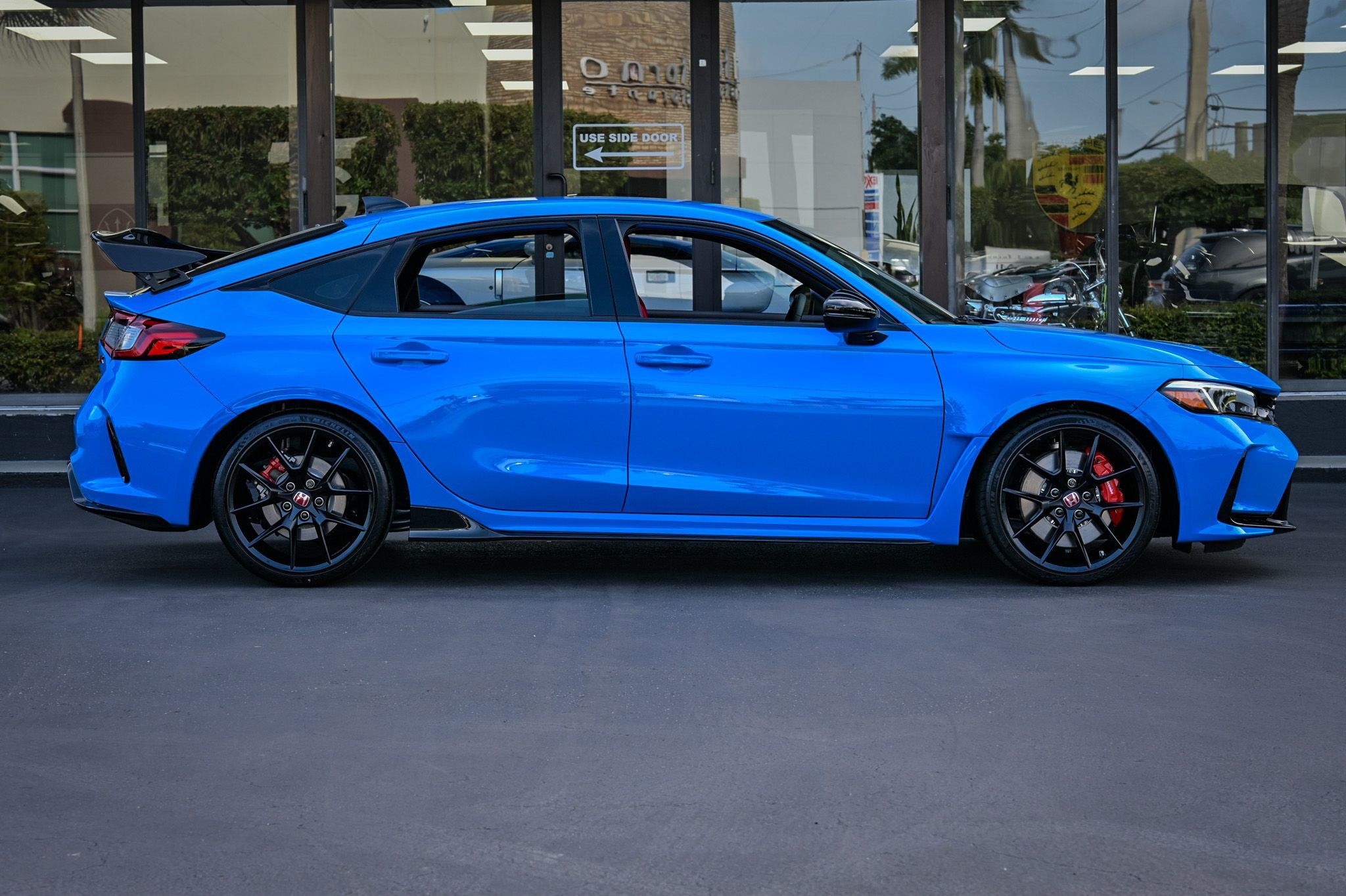 2024 Honda Civic Type R photo 9