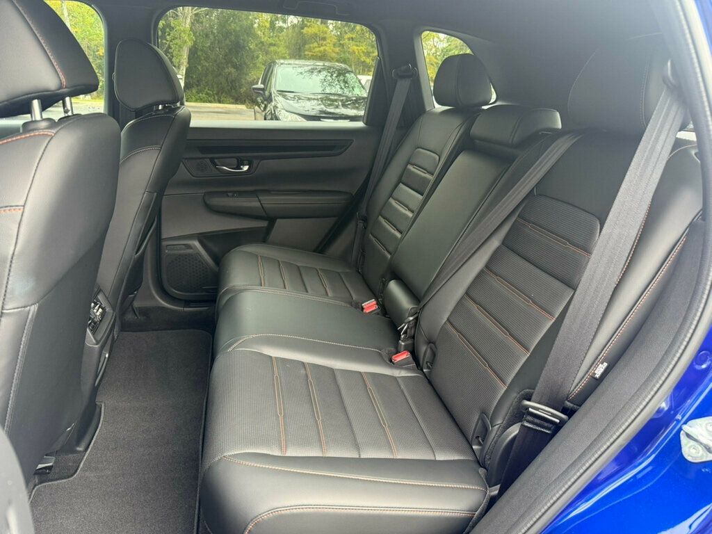 2024 Honda CR-V Hybrid Sport-L photo 7