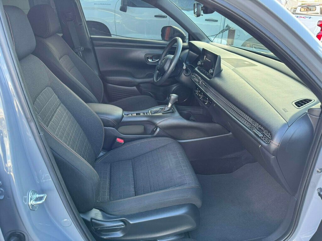 2024 Honda HR-V Sport AWD CVT w/o BSI - 23001599 - 7