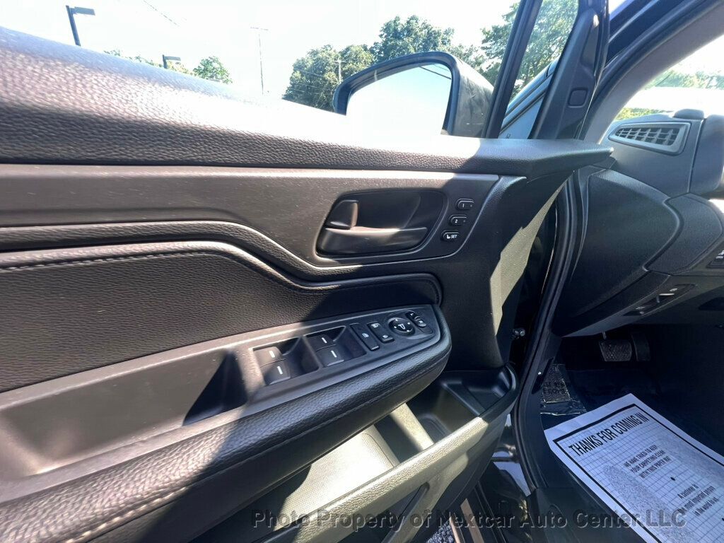 2024 Honda Odyssey EX-L photo 17